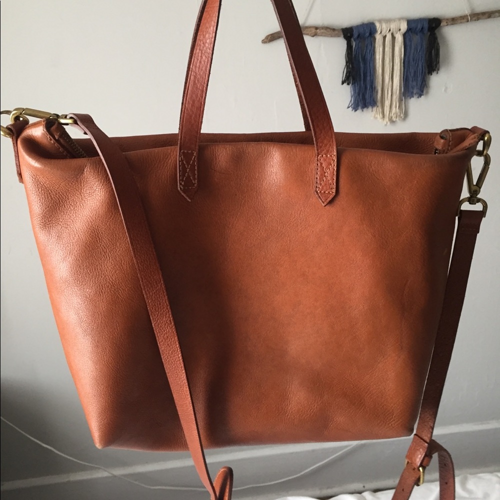 Madewell Zip Transport Tote in English Saddle